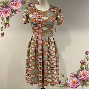 LuLaRoe geometric print short sleeve Amelia dress size extra small
